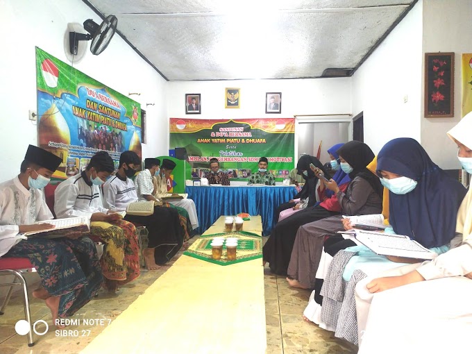 Kegiatan Tadarus bersama setiap  malam jum'at