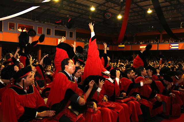 Trigésimo Cuarta Ceremonia de Graduación USFQ: 04 Febrero 10h00