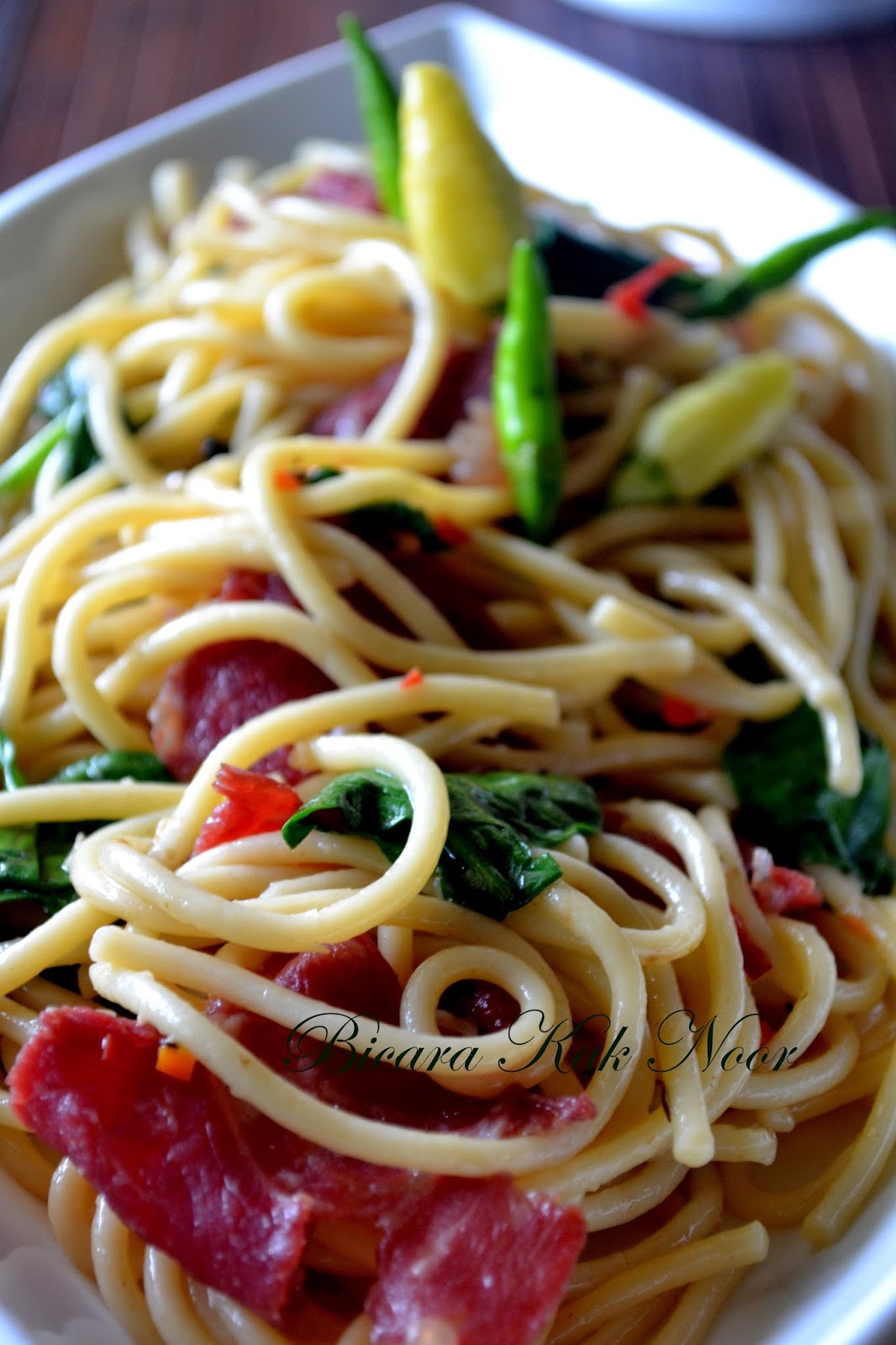 Spaghetti Aglio Olio Beef Rashers  Bicara Kak Noor