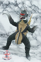 S.H. MonsterArts Gigan [1972] 12