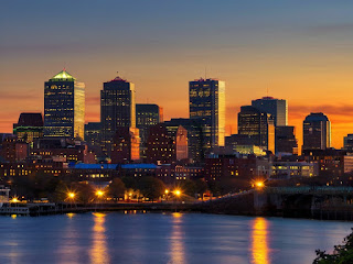 Boston skyline photography guide - Golden and blue hours, composition artistry, and city lights blending with reflections. A visual journey through mastering the cityscape lens.