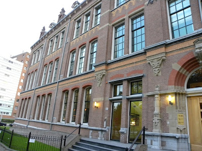 Shirasagi Stadshouderslaan Den Haag