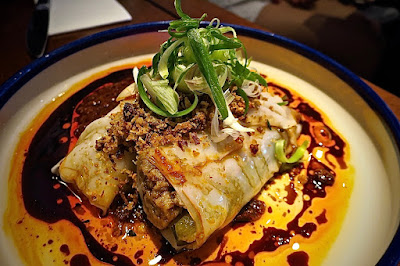 The Masses, duck chee cheong fun