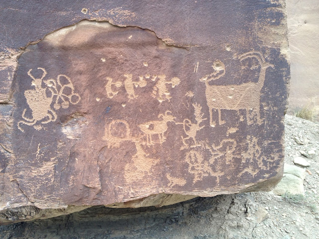 Aliens, Chicken Person, and 2-Headed Goats on this Petroglyph Panel in Nine Mile Canyon Utah