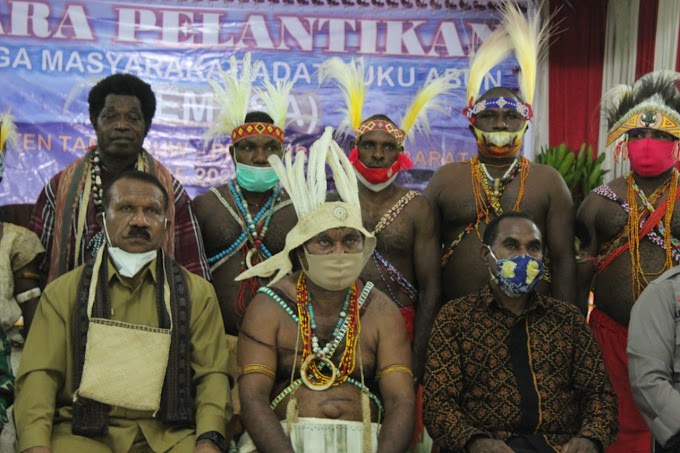 Pengukuhan Dan Pelantikan Lembaga Masyarkat Adat Suku Abun (LEMASA) Fef  25 September 2020  di Aulah Bupati Tambrau.