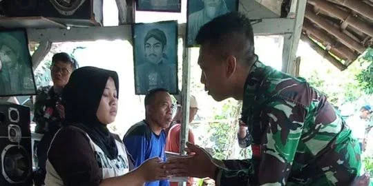 Prajurit TNI yang Nendang Motor Ibu-Ibu Ditangkap dan Langsung Ditahan