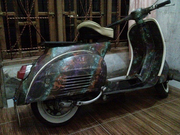 Koleksi Foto Vespa Airbrush Batik Keren Unik - Variasi 