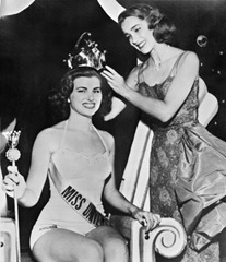 Miss Univers 1953 Christiane Martel
