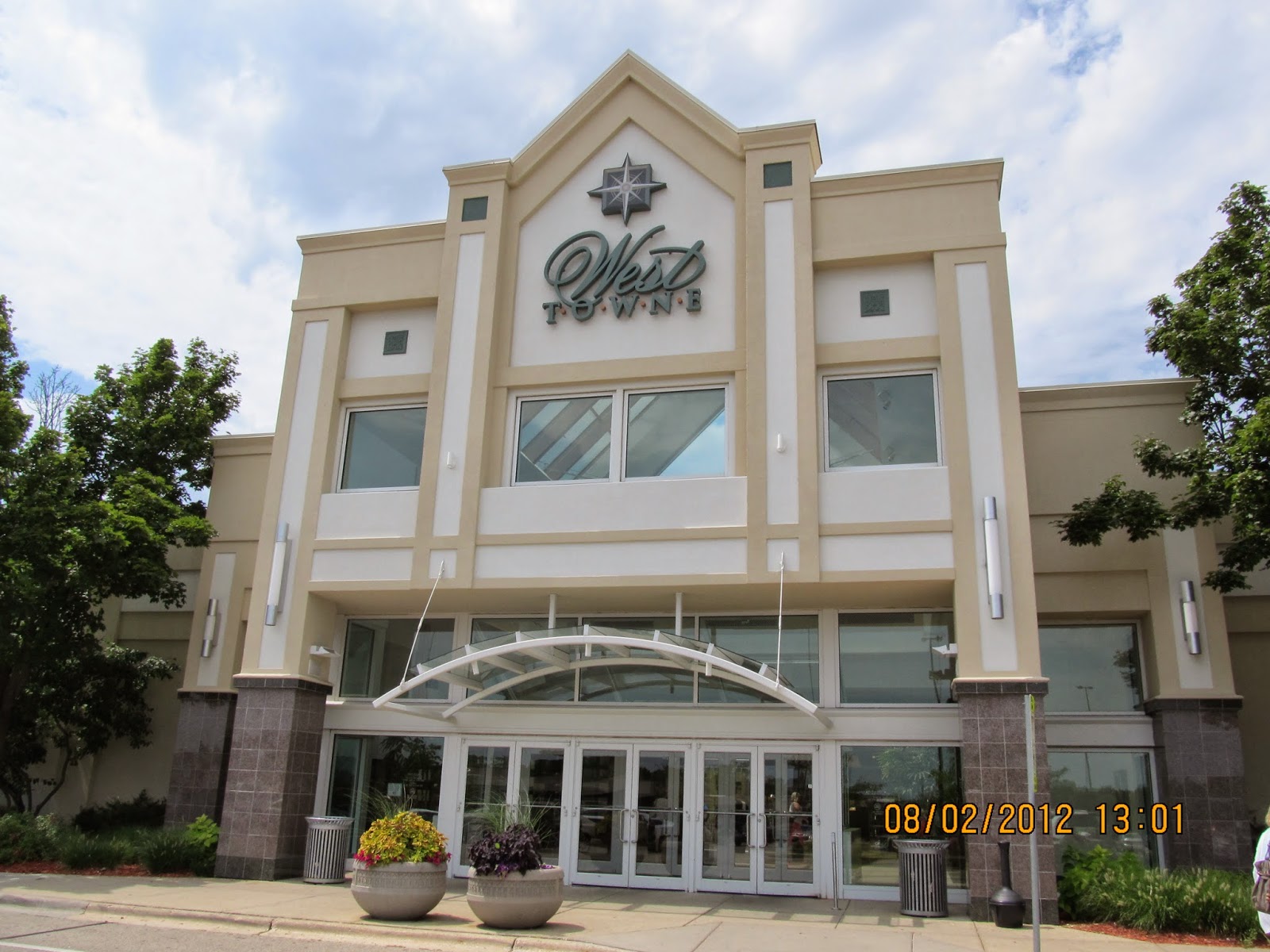 Trip to the Mall: West Towne Mall- ( Madison, WI)
