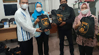 Farianda Salurkan 350 Paket Sembako Sumbangan Kabareskrim Polri untuk Wartawan