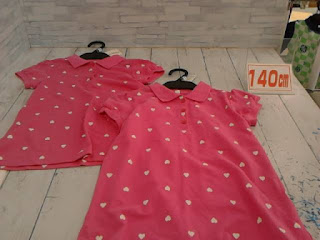 未使用品　子供服　１４０ｃｍ　ピンク　ハートドット　半袖シャツ　３３０円
