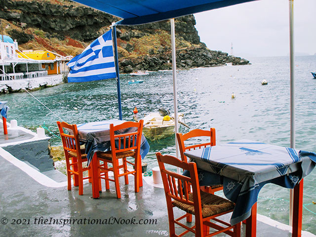 Fisherman's Nest Ammoudi, Oia, Santorini, Greece, Tables by water