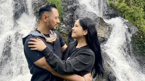 Beberapa Hari Lalu Unggah Foto Kemesraan dengan AHY, Annisa Pohan Tiba-Tiba Sampaikan Kabar Duka.