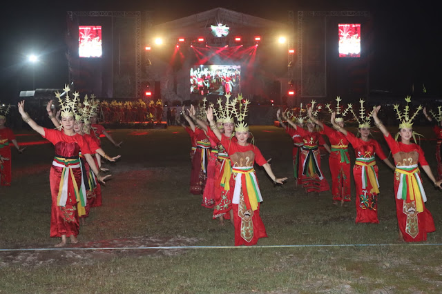 Apresiasi Budaya Isen Mulang, Kapolda Kalteng Hadiri Pembukaan Festival Budaya