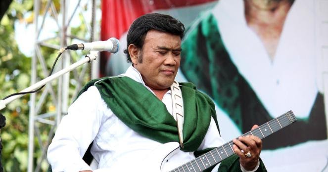 Download Kumpulan Lagu Rhoma  Irama  mp3 Full Album 