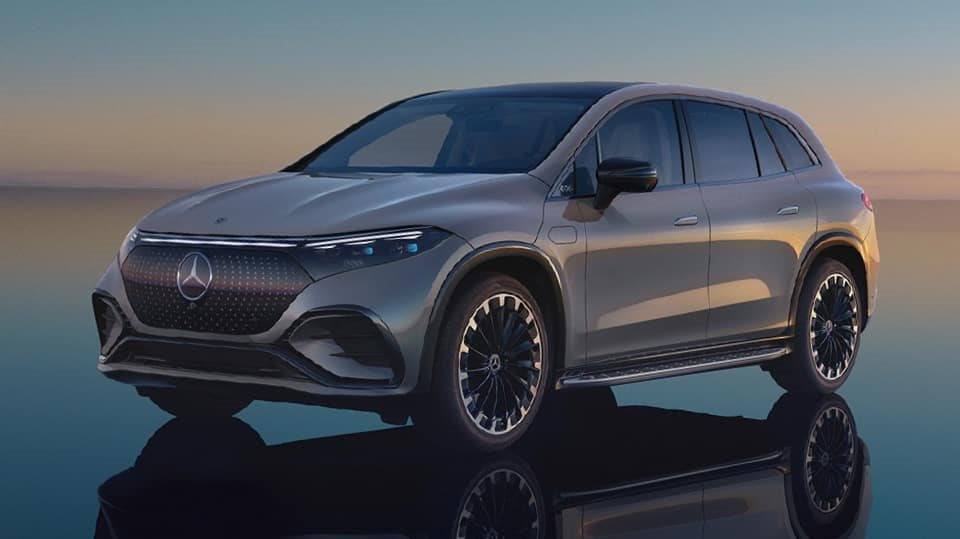 Mercedes sắp mở bán thêm 3 ô tô điện tại Việt Nam, giá khởi điểm từ 2,3 tỷ đồng - Ảnh 2.