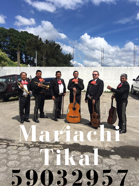 Mariachis en Mixco
