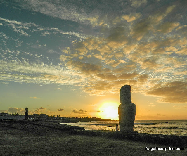 Pôr do sol na Ilha de Páscoa