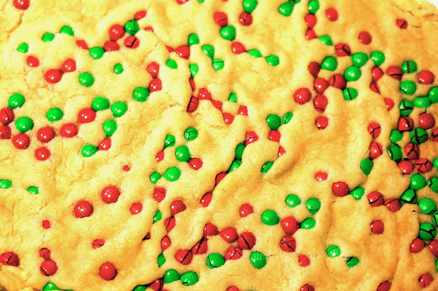 Christmas Cookie Brittle,M&M's,Christmas.