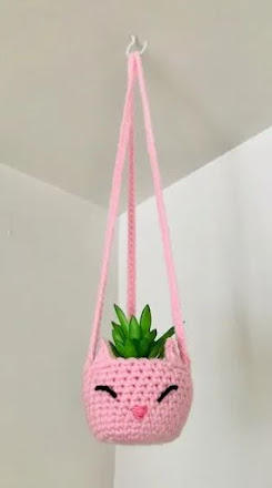 Amigurumi crochet hanging plant pattern