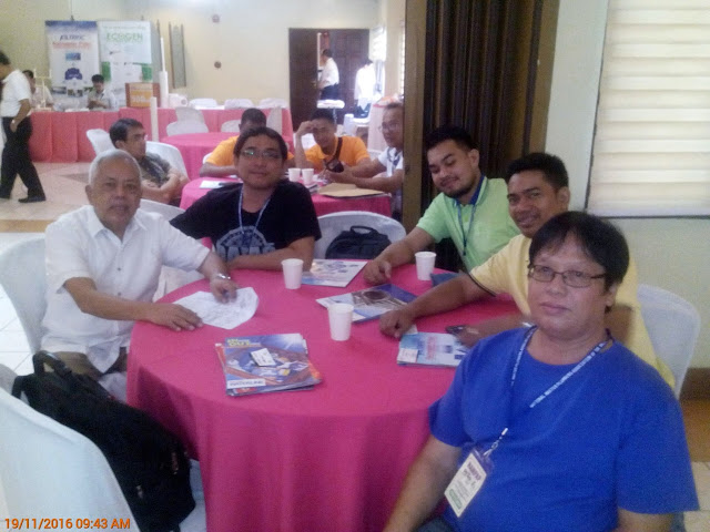 Chairman Emeritus JIMMY CABASE (extreme right) chatted with our group