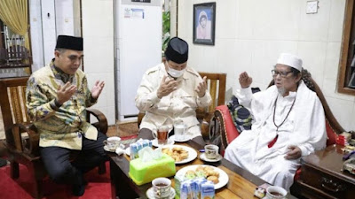 Cucu Pendiri NU: Gus Dur Pernah Bilang Prabowo Jadi Presiden di Usia Tua, Insya Allah 2024