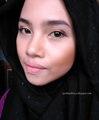 hasil Make over liquid foundation shade ochre dan caramel sebagai highlight dan shading