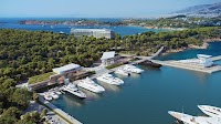 Astir Marina: Ποιοι μεγάλοι οίκοι λιανικής ετοιμάζουν είσοδο στη Βουλιαγμένη