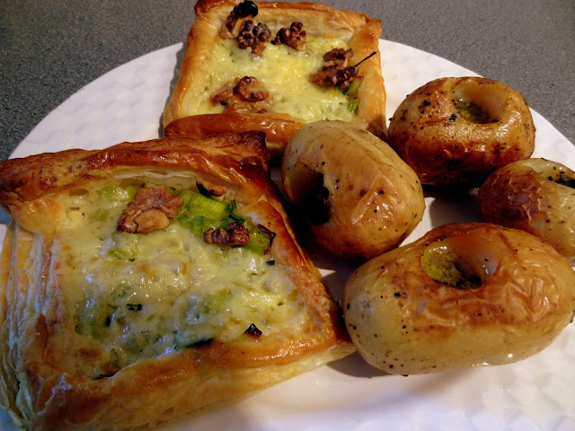 Cheese, Leek and Walnut Tarts