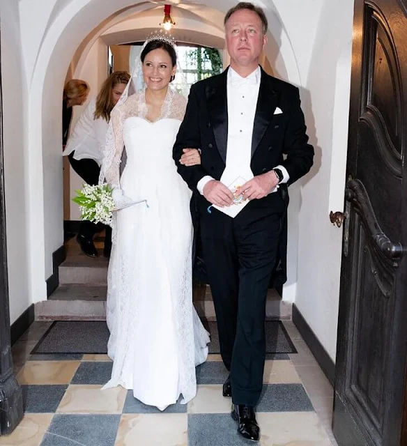 Crown Princess Mary, Princess Marie, Princess Benedikte, Princess Kelly and Princess Alexandra.The Sayn-Wittgenstein-Berleburg Spike Tiara