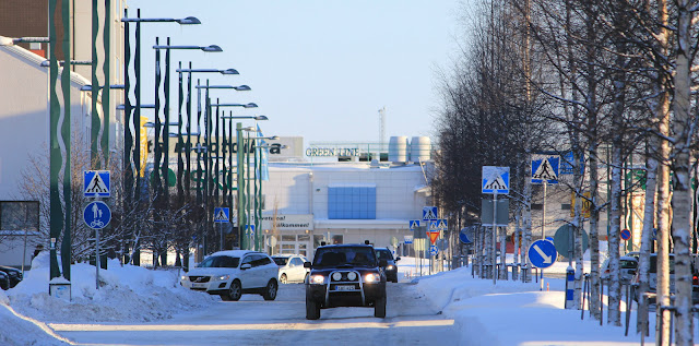 Lens and Cover Blog | Snowy Streets in Tornio