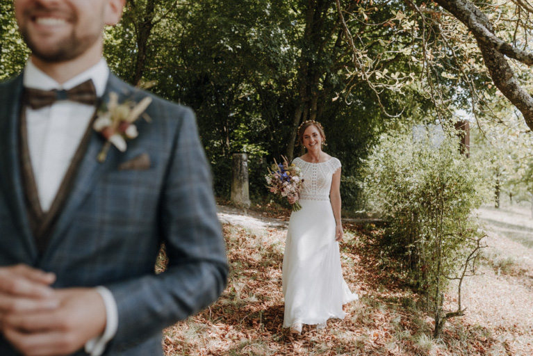 Hochzeit fotografiert von Valentin Geiß - Brautpaar beim First Look