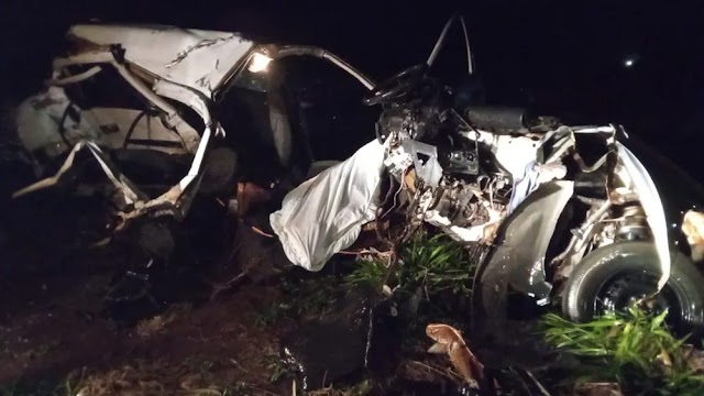 Acidente entre dois carros deixa dois mortos e pelo menos três feridos em rodovia de MS