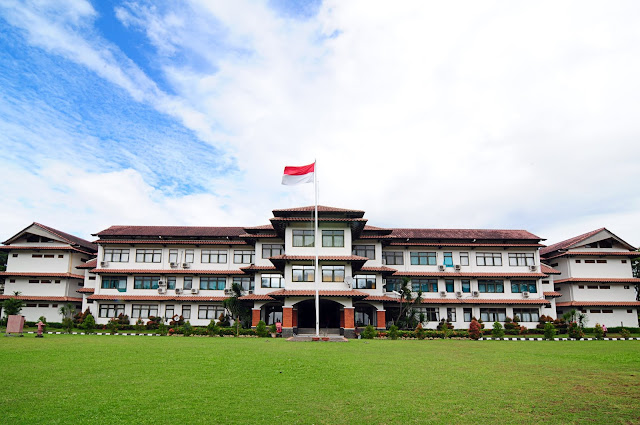 Islamic Boarding School SMA Dwiwarna