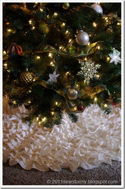 Ruffled Christmas Tree Skirt