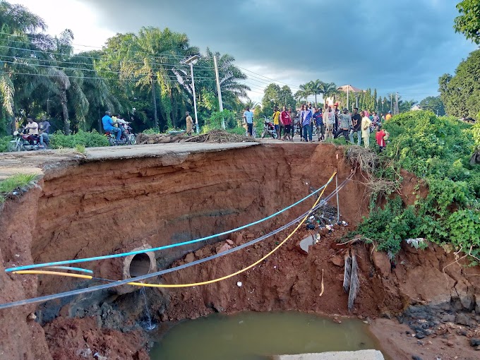 Many Feared As Flood partly washes off bridge connecting Nasarawa to northeast and southeast states [Find Out]