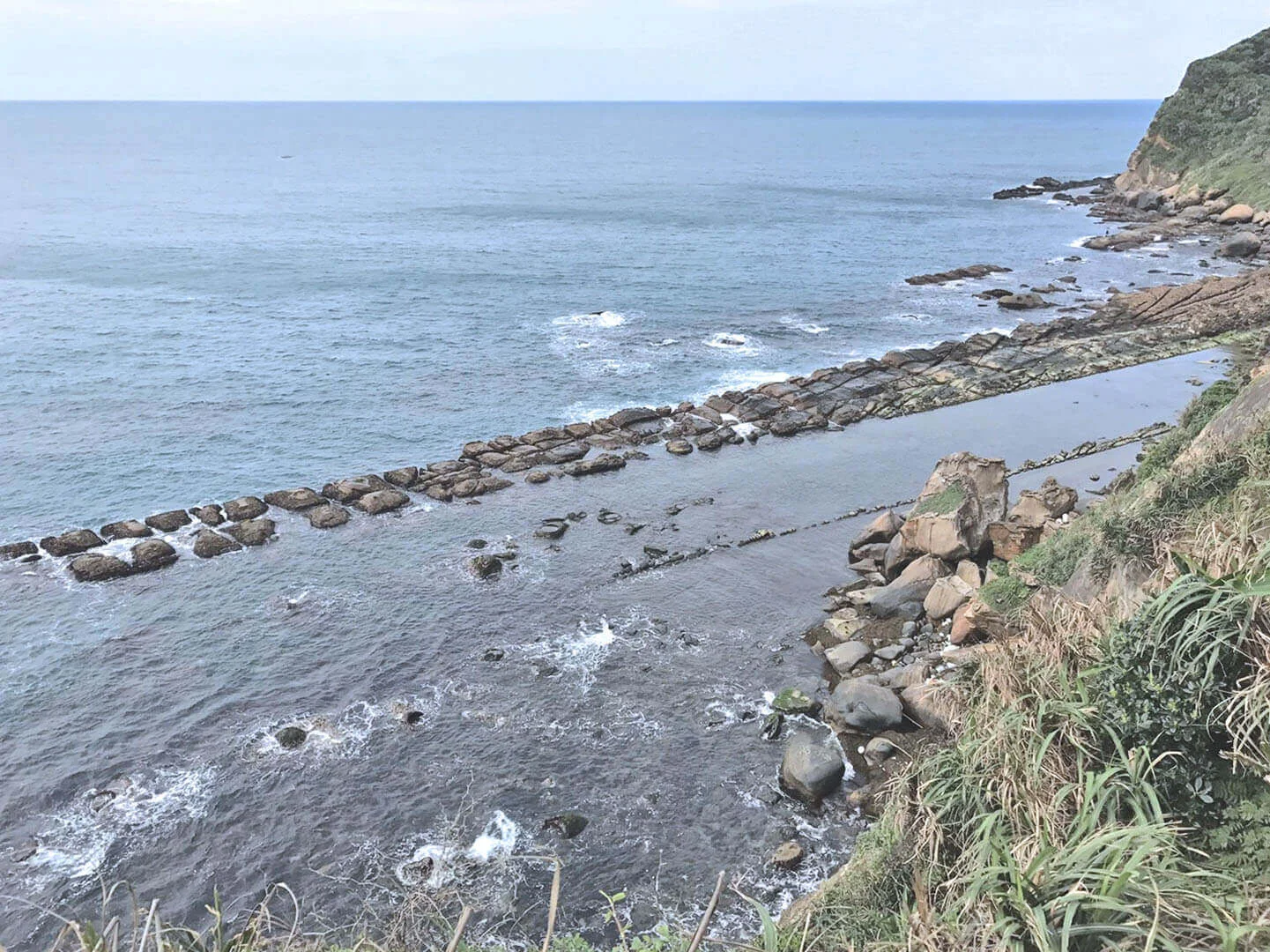 野柳東澳龜頭山豆腐石