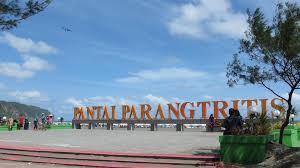 Wisata Pantai Parangtritis Jogja Yogyakarta