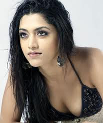 Malayalam Actress Hot In Bra