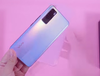 Perbedaan Spesifikasi Vivo V20 dan Vivo V20 SE