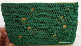 free crochet clutch purse pattern, free crochet paws pattern, free crochet paws bag pattern