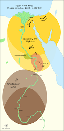 Mapa mostrando o avanço do reino dos Hicsos e do reino Kush sobro as terras do Egito