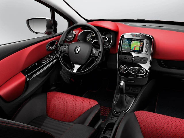 Renault Clio Sport Tourer - interior