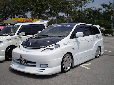 Innova wide body VIP