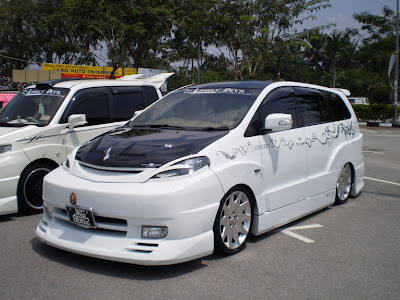 Innova wide body VIP