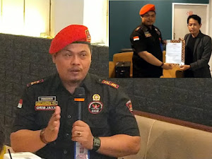 Ketua DPD GRIB Jaya Kalsel Serahkan Mandat Pembentukan DPC GRIB Jaya HST
