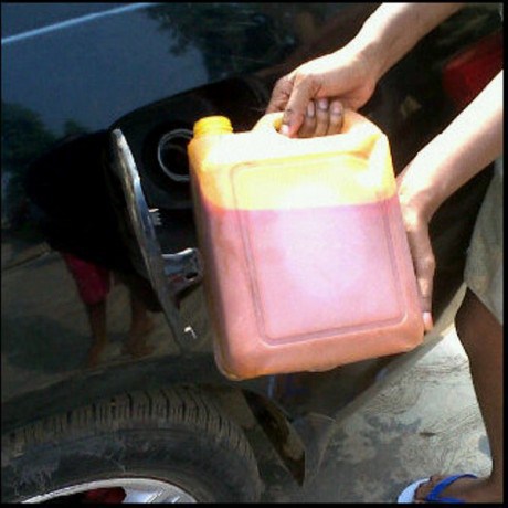 LWKMD!!! Check Out The Hilarious Fuel Scarcity Photos In Nigeria You Never Saw 