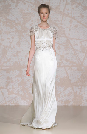 an Art Deco Gown I'm swooning over this incredible gown by Jenny Packham 