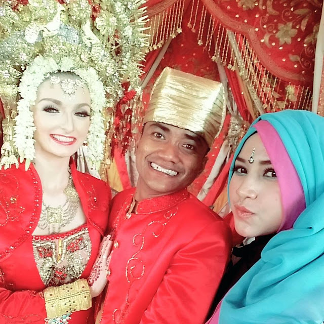 Pria Indonesia pasti menikah walau tidak sekarang, pria bule living together without marry