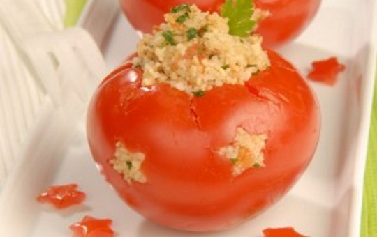 Tomates rellenos de trigo burgol